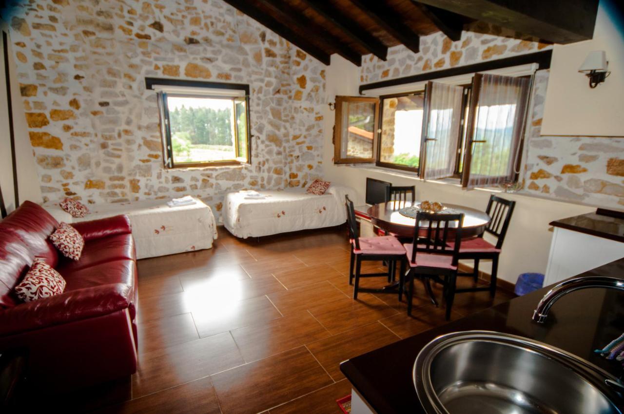 Apartamentos Rurales Larrago Busturia Kültér fotó